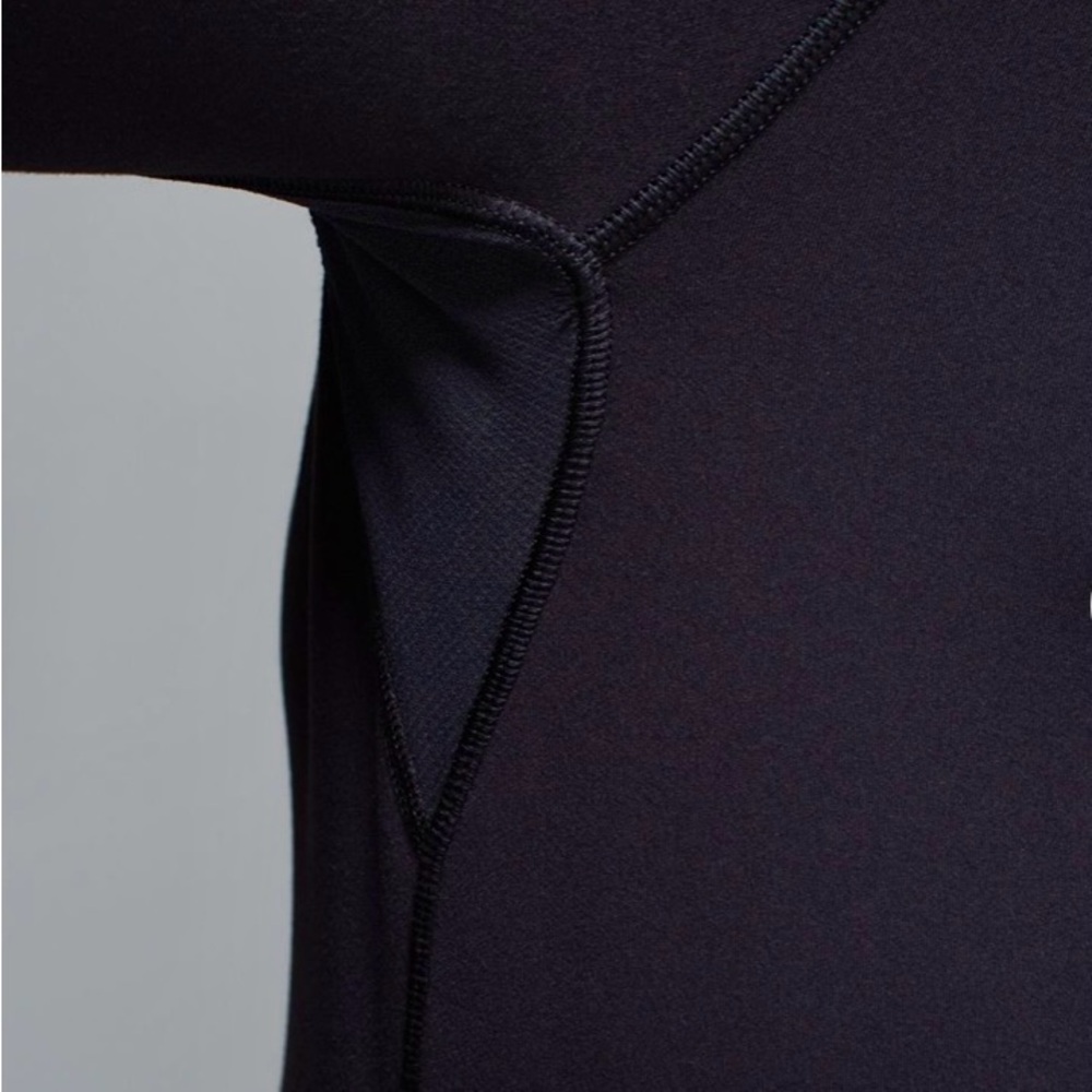 Lululemon In A Flash Long Sleeve - Picture 5 of 8